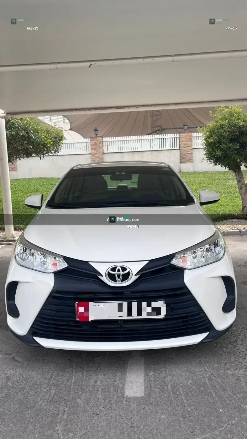Toyota Yaris Sedan 2022 White GCC